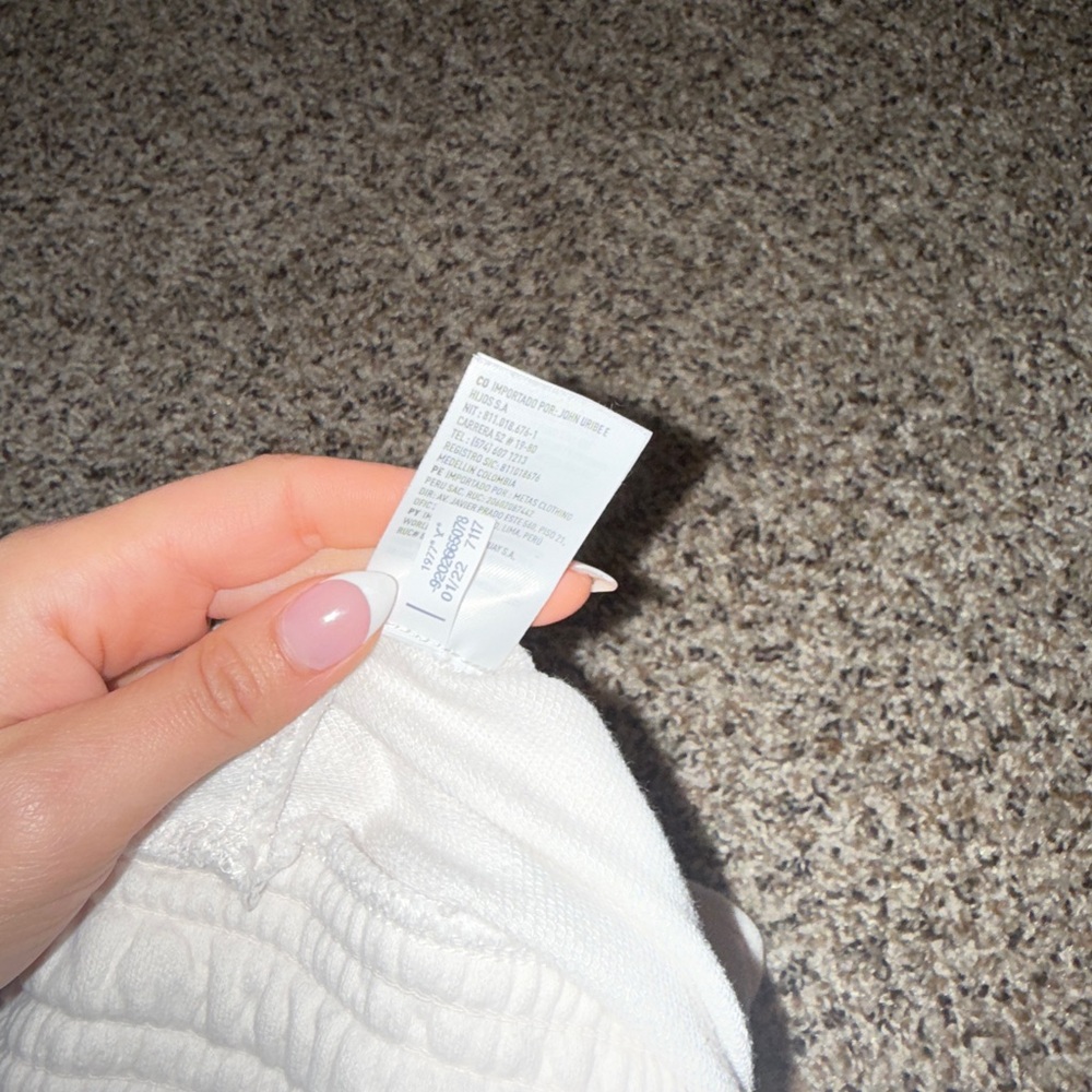 American Eagle Outfitters Cream Athletic Shorts - Picture 8 of 8